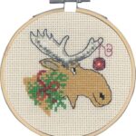 13-0294 Набор для вышивания "Олень и новогодний шарик"