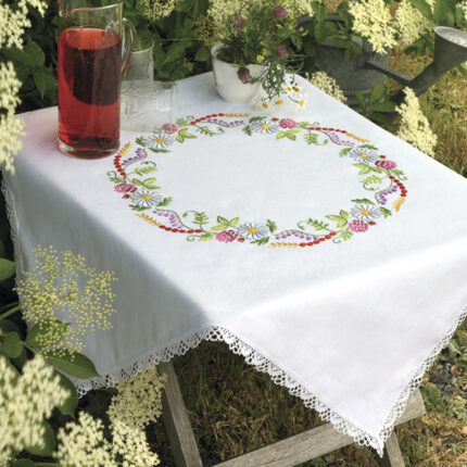 Набор для вышивания Anchor: скатерть "Summer Flowers Table" 65*65см, MEZ Венгрия, 9240000-09333